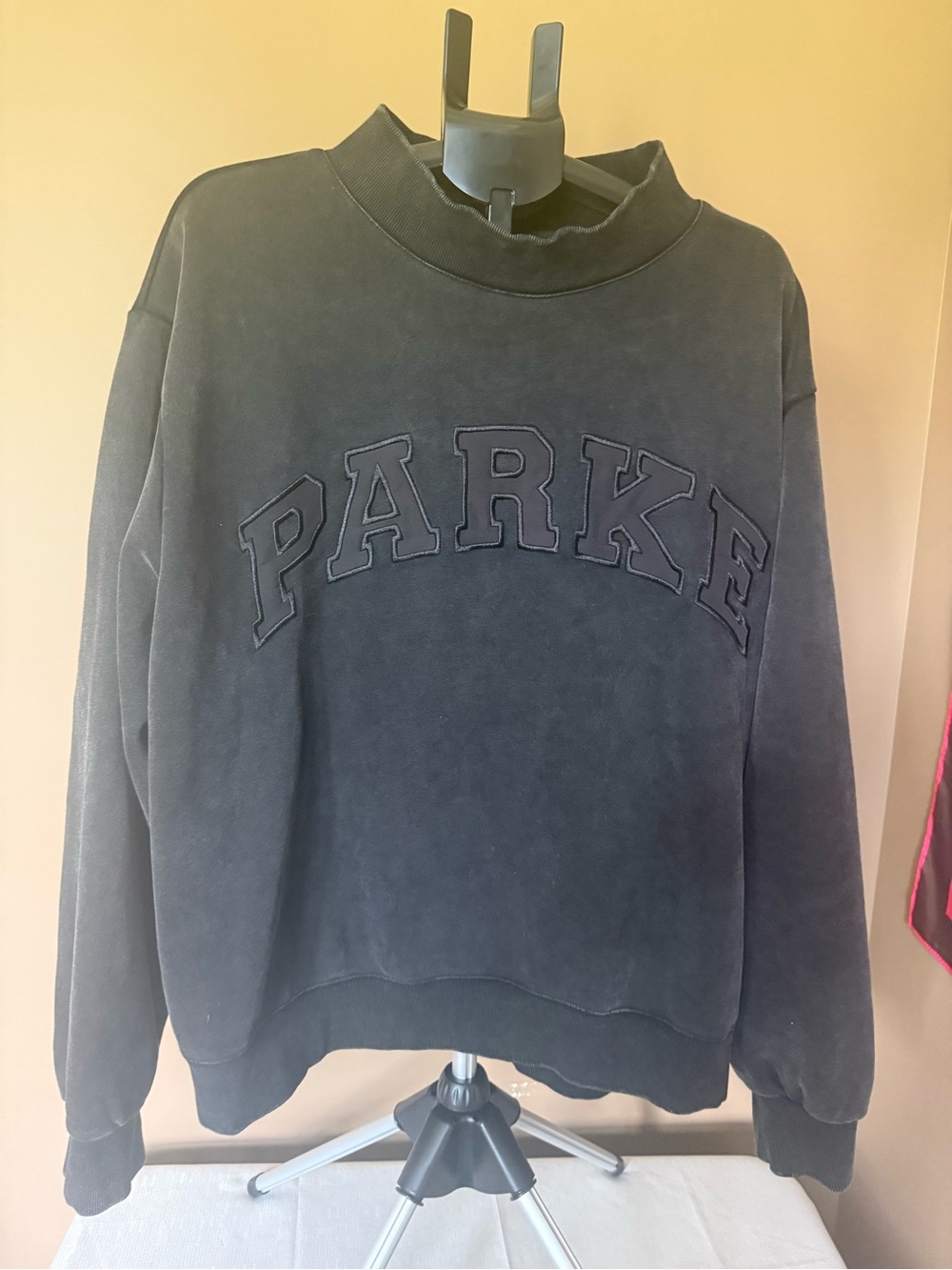 Parke Halloween-Black Acid Wash L/XL